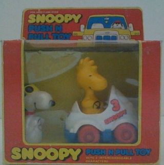 Vintage Peanuts Snoopy & Woodstock Race Car Aviva Push N Pull Toy Very Rare