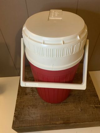 Vintage Igloo 1/2 Half Gallon Water Jug Cooler - Red/white With Ribs 1989 Rare 2