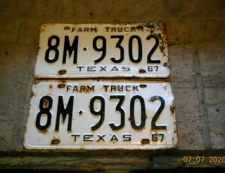 1967 Pair Vintage Antique Texas Farm Truck License Plates 8m9302.