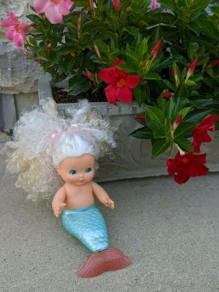 Vintage Sweet Sea Mermaid Doll Bath Toy By TOMY Curly Hair 1985 2