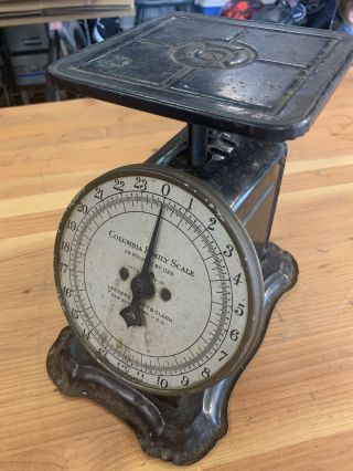 Vintage Columbia Family Scale Landers,  Frary & Clark 24 Lb.  Britain,  Conn