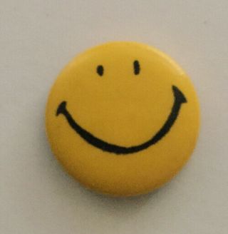 Vintage Yellow Smiley Face Button Pin Badge Rare Fun Smile