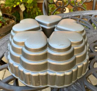 Nordic Ware Wilton Heart Heavy Weight Cast Aluminum Bundt Bake Pan Rare