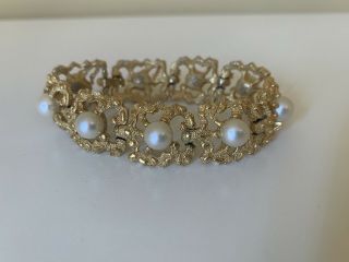 Rare Vintage Crown Trifari Goldtone And Pearl Link Bracelet