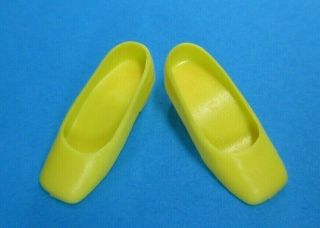 Vintage Barbie Francie - Pretty Power Sears Exclusive Yellow Shoes