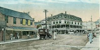 Postcard Antique View Of The Square In York,  Me.  Q1