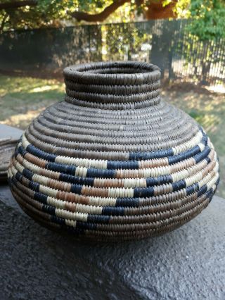 Antique African Native Hand Woven Coiled Lidded Basket Uganda? 3