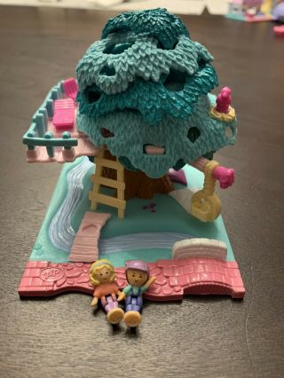 Vintage Polly Pocket Bluebird 1994 Tree House With 2 Dolls Figures Complete Set