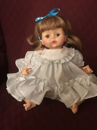 Madame Alexander 1977 Pussy Cat Vintage Baby Doll 14 "