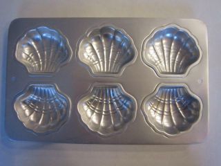 Wilton 6 Mini Sea Shells Cake Pan Mold 2105 - 4396 - Rare