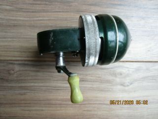 Vintage Spin Fishing Reel Wondereel Deluxe by Shakespeare No.  1800 2