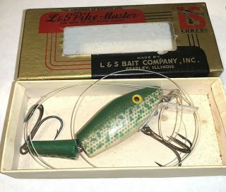 Collectible,  Lure,  Vintage,  L&s Bait Co. ,  Pike Master,  Nib,  Green,  5/8 Oz. ,  Model 3522