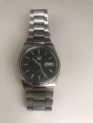 Vintage Seiko 5,  Rare Black Ash Dial 17 Jewels Day Date Automatic Mans Watch. 2