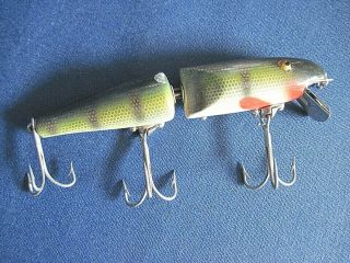 Vintage Fishing Lure - Pflueger Palomine Wood 2 - Section Green/black/red Scale