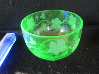 Antique Bohemian Pairpoint? Cut Engraved Vaseline Uranium Glass Bowl Grape Leaf