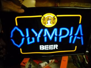 RARE OLYMPIA BEER LIGHT UP PLASTIC SIGN 14X22 INCH 2