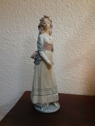 Lladro Rare Collectibles Porcelain Hand Made Figurine Goya Lady Retired 1980