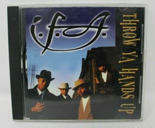 International Family Affair - Throw Ya Hands Up Cd Single Very Rare 1997 I.  F.  A