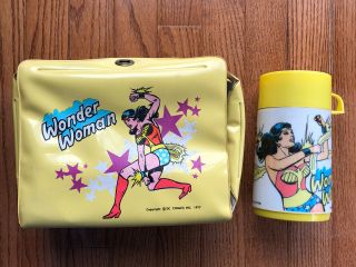 Rare 1977 Vinyl Wonder Woman Lunch Box With Thermos From Tv Show/comic Strip