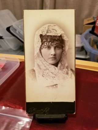 Antique Cabinet Card Photo: Stunning Beauty Young Woman With Curls And Lace
