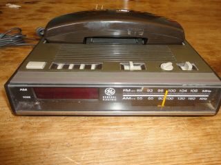 Vintage Ge Am/fm Radio Alarm Telephone Clock General Electric 7 - 4719a
