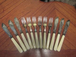 Antique Ep Robert Pringle & Sons Set Of 12 Fish Knives & Forks Bakelite Handles