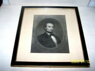 Antique Abraham Lincoln 16th President Oval Photo In Old Wooden Frame & Glass