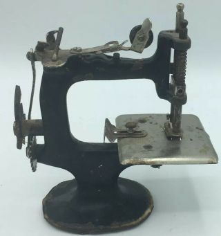 Rare Antique Vintage 1922 Singer 20 Small Child Mini Sewing Machine