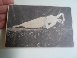 Rare Vintage Printed Photo On Card Risque Lady With Arrow In Heart §d270