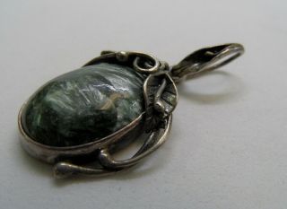 Vintage Sterling Silver 925 Necklace Pendant Leaves W/green Seraphinite Gemstone
