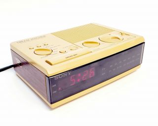 Vintage Sony Dream Machine Icf - C3w Wood Digital Alarm Clock Am Fm Radio -