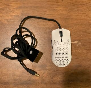 Glorious Model O Minus GOM - WHITE Matte White Gaming Mouse - RARELY 2