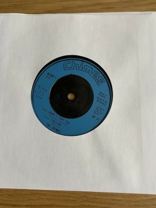 S32 - The Chimes - 1970s Rare 7 " Vinyl Single Record