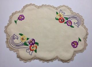 Vintage Hand Embroidered Crocheted Linen Floral Table Centre Piece - 46cm X 35cm