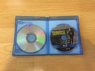 Sunrise (Blu - ray/DVD,  2014,  2 - Disc Set) F.  W.  Murnau 1927 OOP RARE w/ Slipcover 2