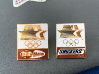 2x V Rare Pin Badges Set La 1984 Los Angeles Mars M&ms Snickers Candy Chocolate