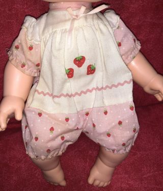 Vintage 1982 Strawberry Shortcake Baby Doll Blow A Kiss American Greetings 3