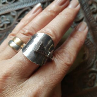 Fabulous Unusual Antique Sterling Silver Spoon Ring - 1934 - Size R.  5 - Great Patina