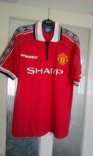 Rare Vintage Manchester United Home Shirt Season 98/99 Size (m)