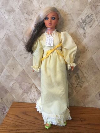 Vintage 1974 Ideal Tiffany Taylor Doll