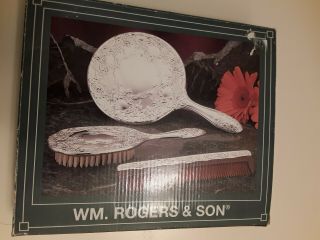 Wm.  Rogers & Son Silver Plated 3 Piece Dresser Set 1 5 3/8 " Diameter Handled.