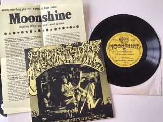 Rare Moo Records Moonshine 7” Vinyl 1976 Too Young To Love Me,  Sleeve,  Pamphlet