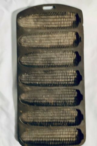 Antique Vintage Cast Iron Corn Stick Pan Cornbread 7sc Muffin Molds