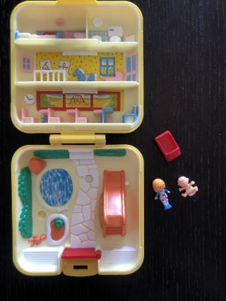 Polly Pocket Vintage 1989 Midge’s Play School Compact With Dolls Complete