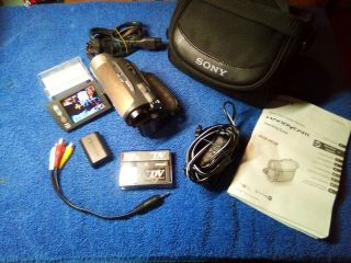 Rare Sony Dcr - Hc38 Minidv Ntsc Handycam Camcorder & Charger