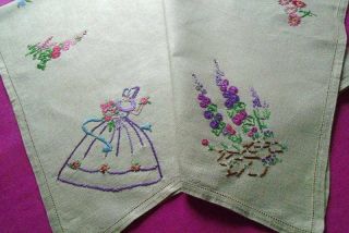 Vintage Hand Embroidered Linen Tablecloth Crinoline Lady Cottage Garden Flowers