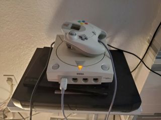 Sega Dreamcast White Console Complete W/ Controller Rare