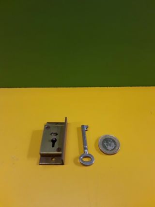 Solid Brass Cut In Cupboard Lock 2 " X 1 " With 1 Key (4 Lever)