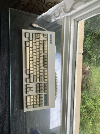 Rare vintage keyboard.  Made By Aesp.  Compatible With IBM AT And XT Computer. 3