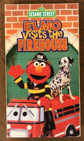 Sesame Street Elmo Visits The Firehouse Vhs Rare Sony Wonder 2002